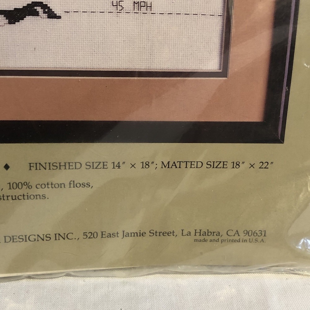 Something Special COUNTED CROSS STITCH KIT GAME BIRD FLIGHT SIZE 14" X 18" 50339 - Picture 2 of 5